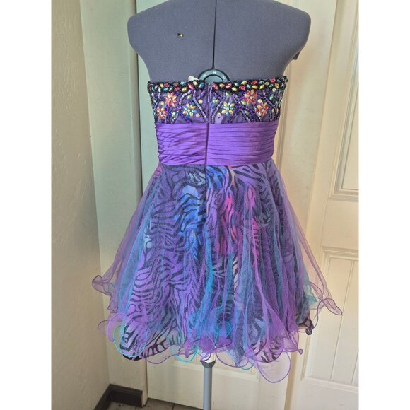 Purple Strapless Sequin Zebra Tulle Dress Size 8 By Jasz Couture - Picture 5 of 7